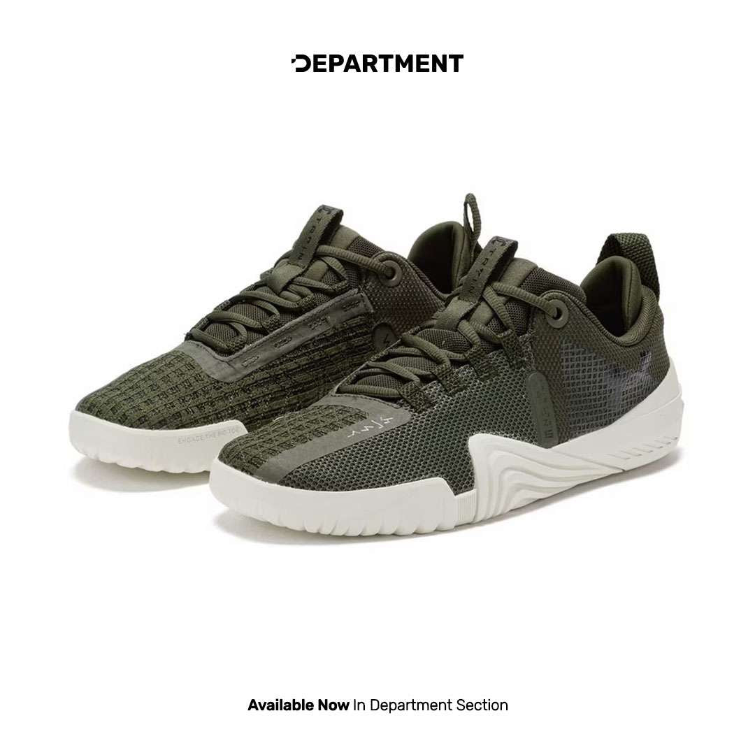 UNDER ARMOUR TRIBASE REIGN 6