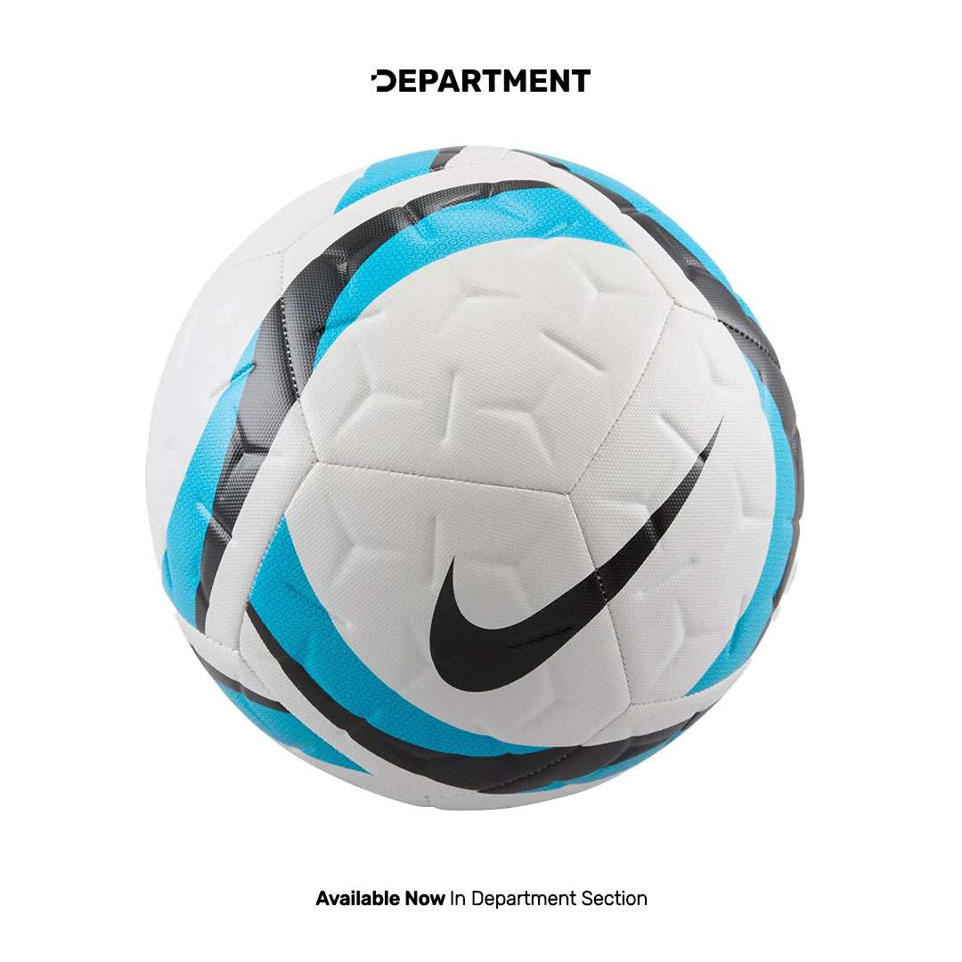 NIKE ACADEMY TEAM