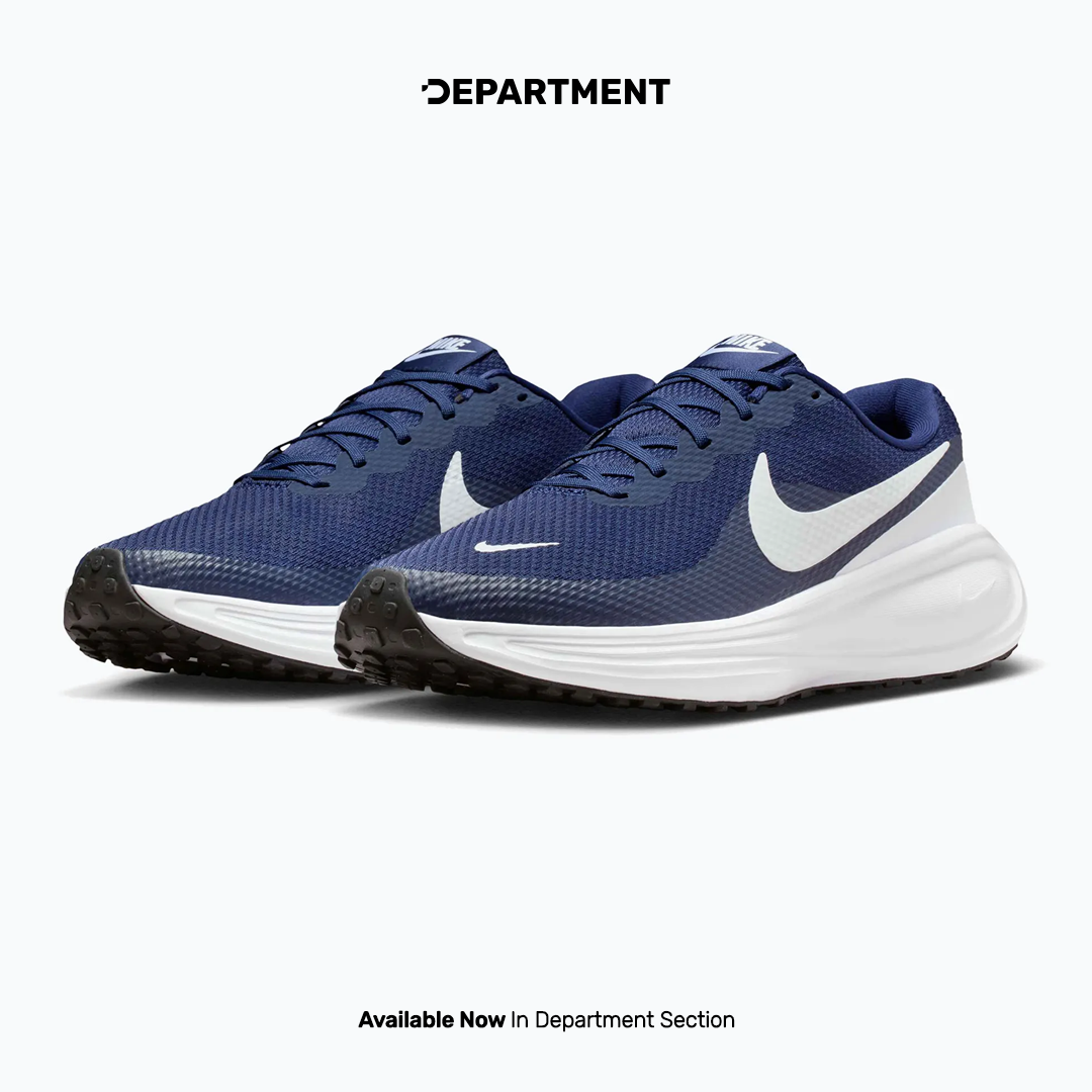 NIKE REVOLUTION 8