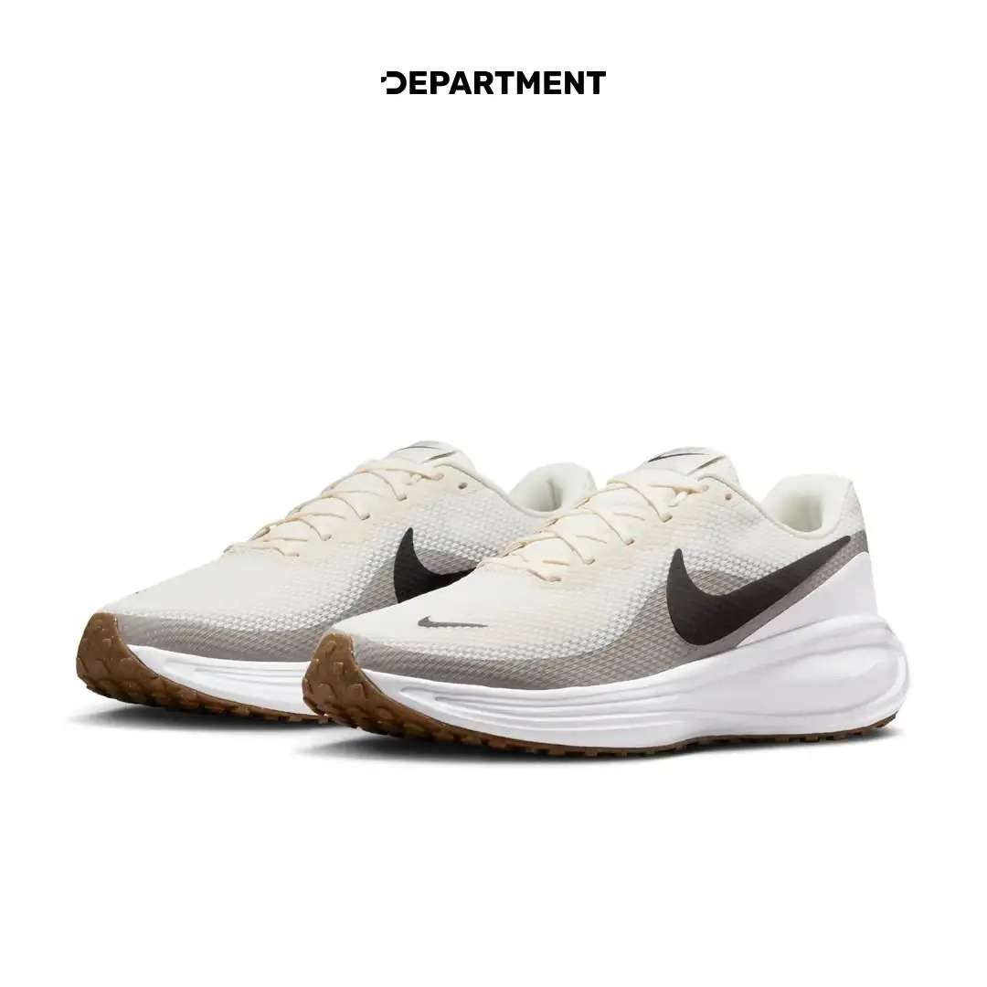 NIKE REVOLUTION 8 WIDE