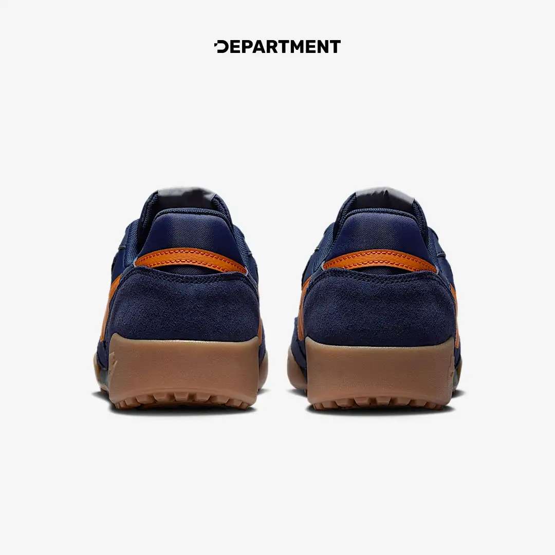 NIKE TERRA MANTA SUEDE