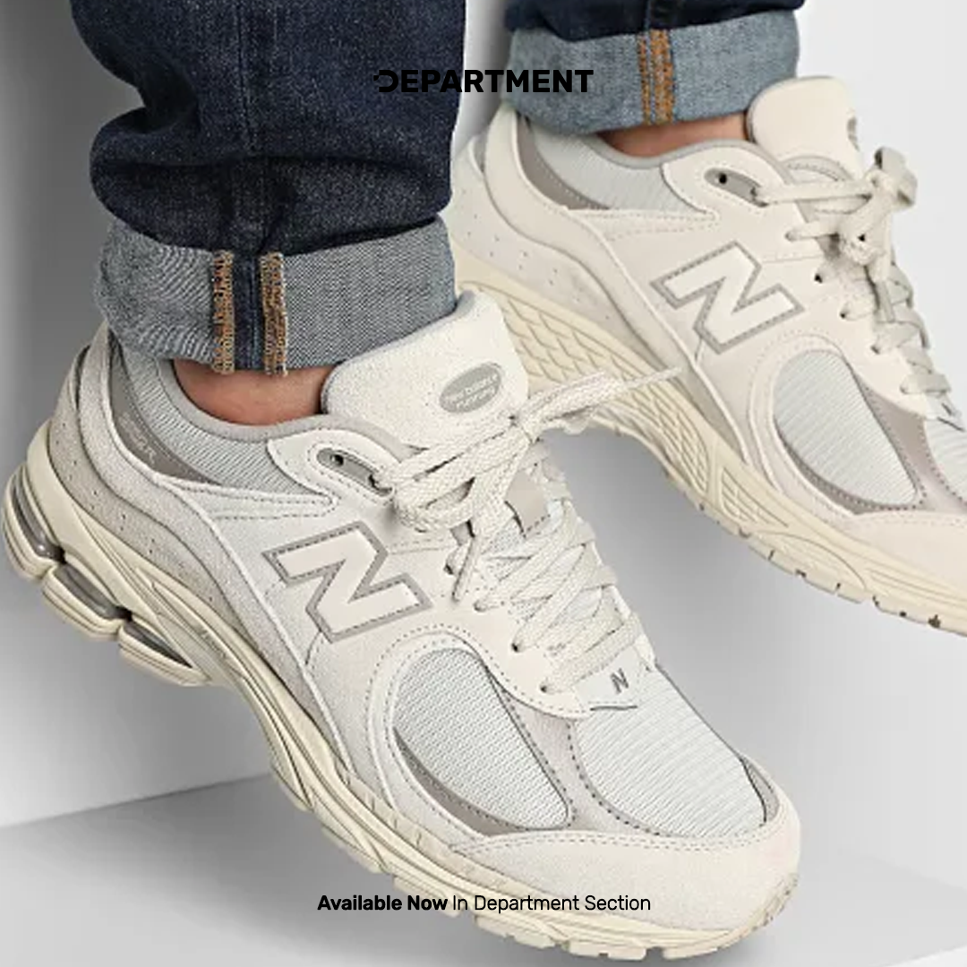NEW BALANCE 2002R
