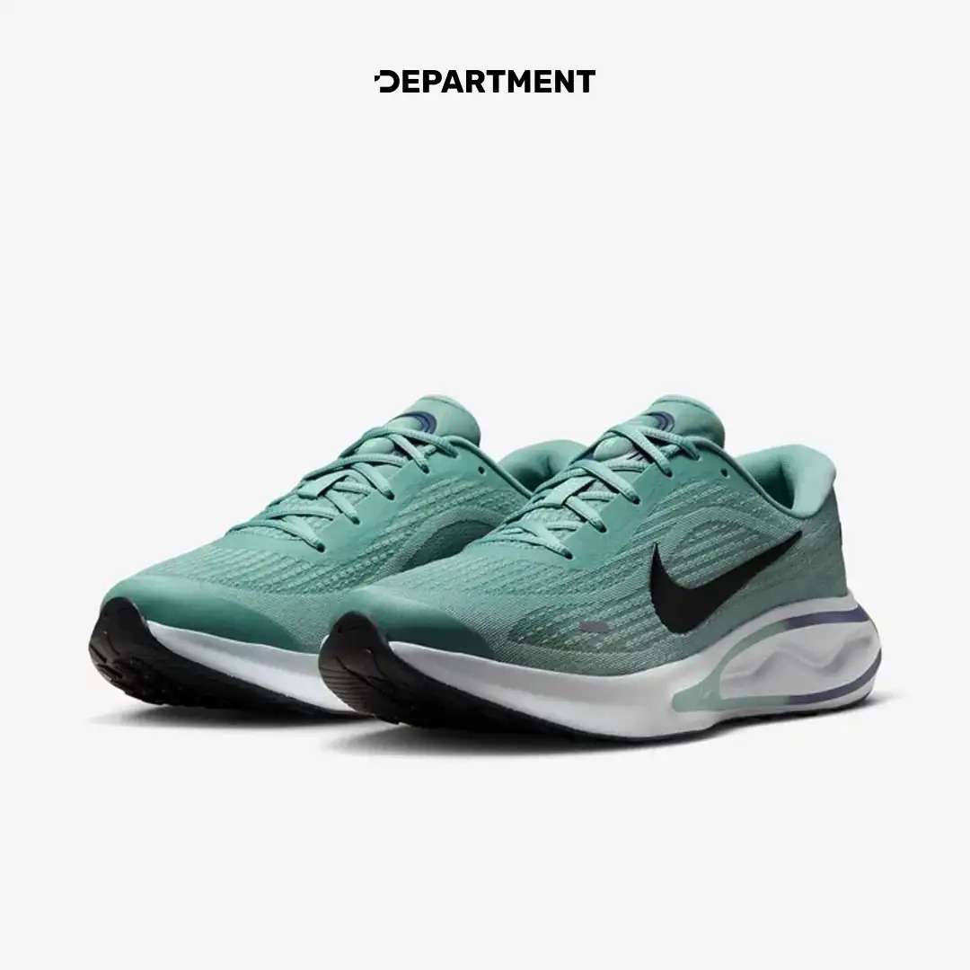 NIKE JOURNEY RUN
