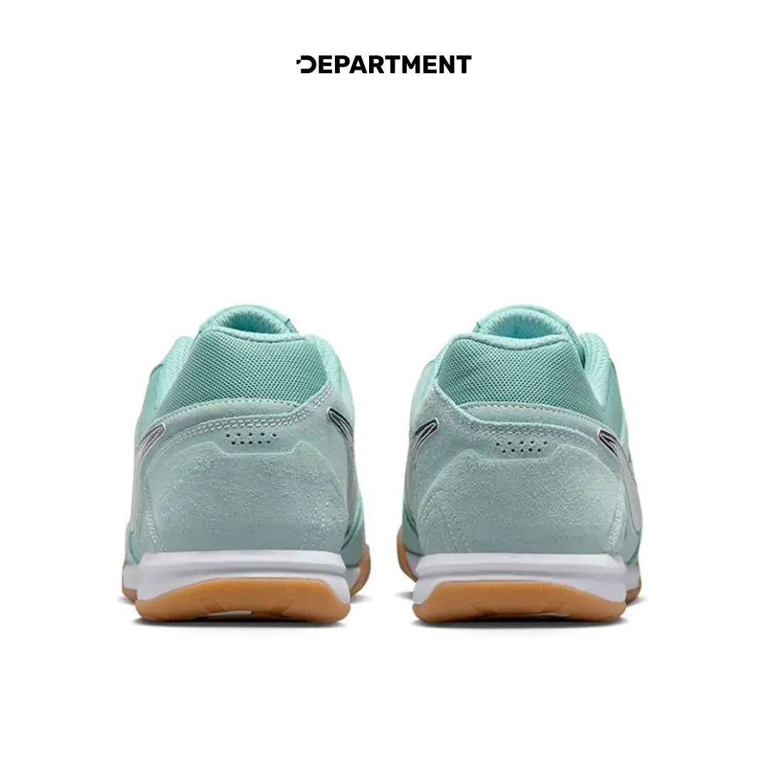 NIKE GATO