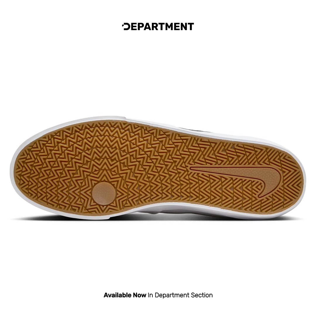 TIOLI - NIKE CHARGE CANVAS