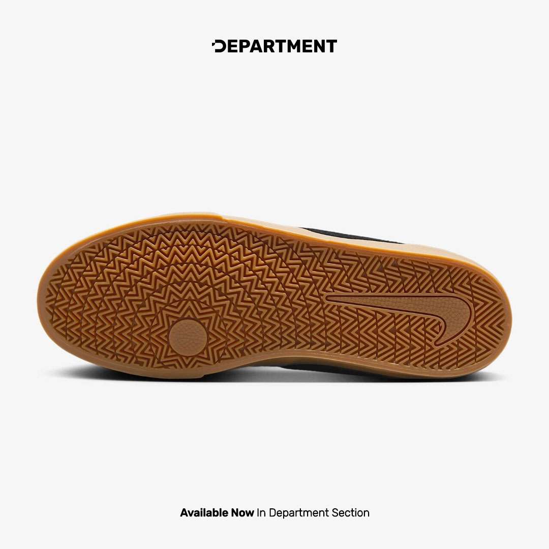 NIKE CHARGE SUEDE