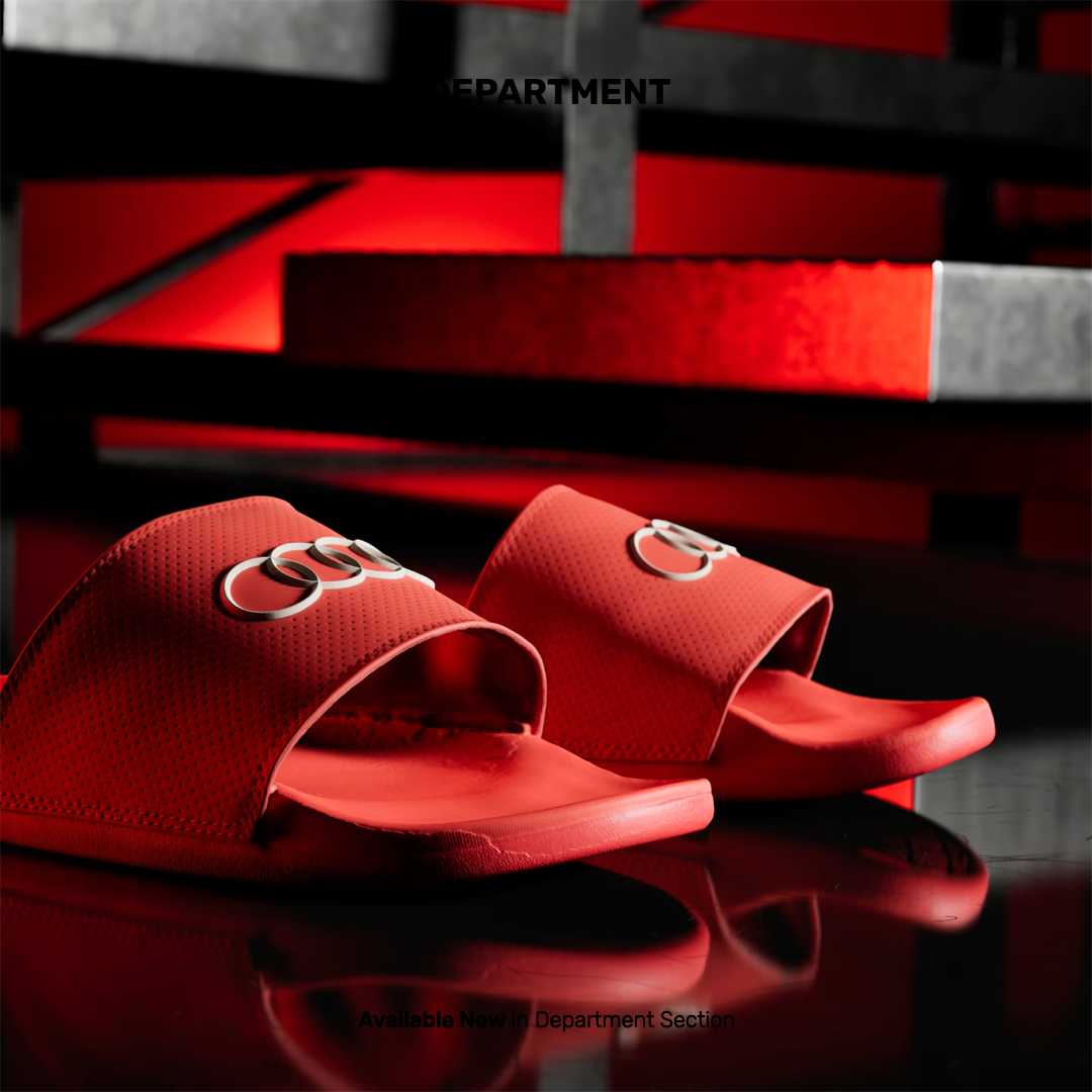 ADIDAS ADILETTE COMFORT X AUDI - REVOLUT F1 TEAM