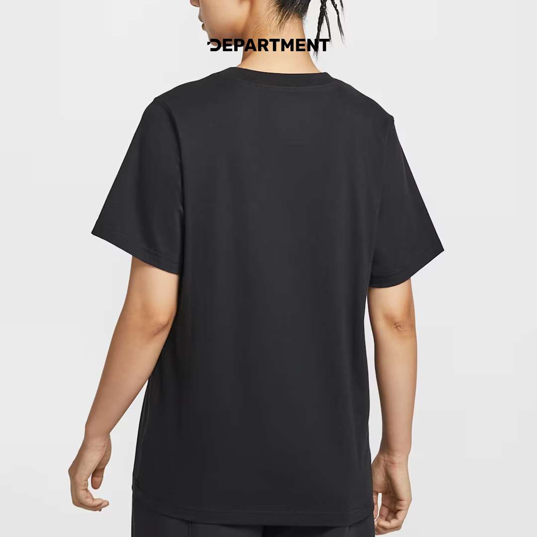 NIKE ESSENTIAL