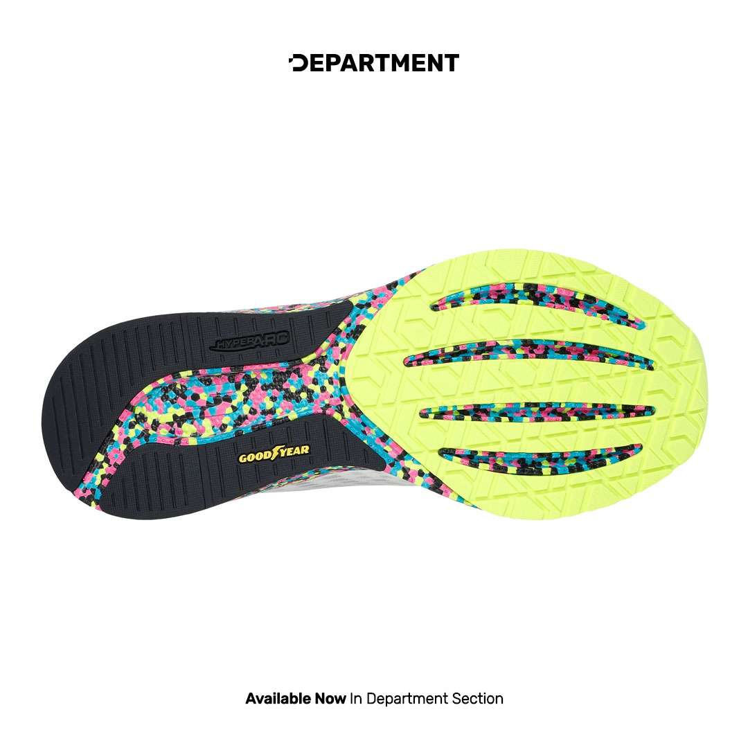 SKECHERS GO RUN RAZOR 5