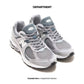 NEW BALANCE 2002R