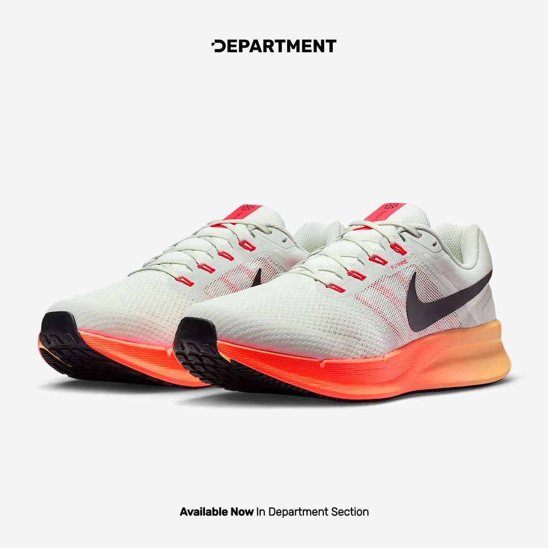 NIKE RUN SWIFT 3