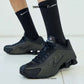 NIKE SHOX R4 2025