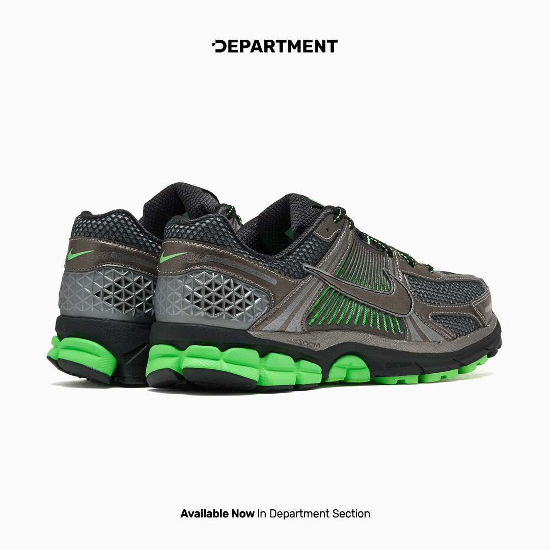 NIKE ZOOM VOMERO 5 SE