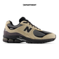 NEW BALANCE 2002R