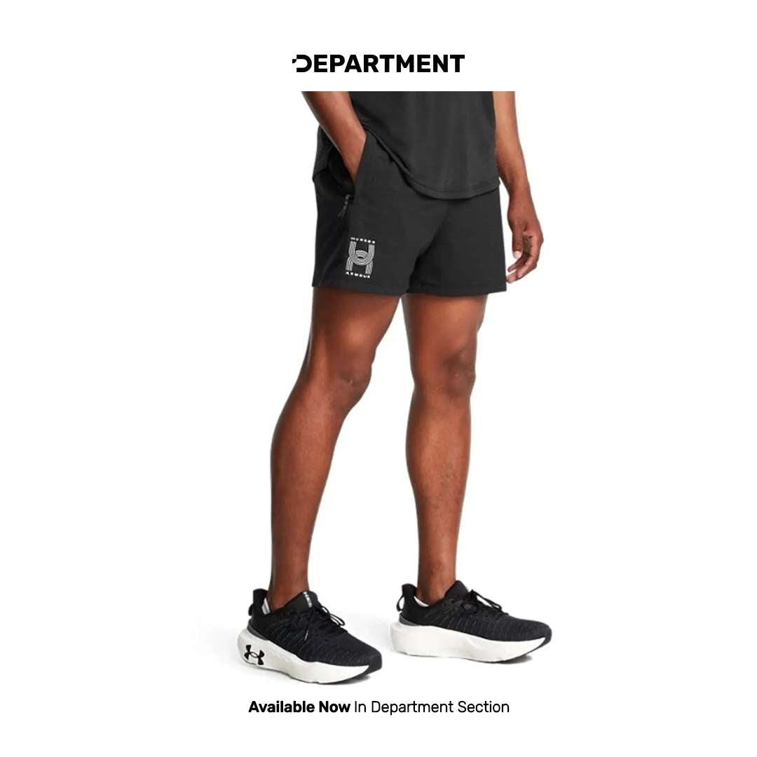 UNDER ARMOUR LAUNCH 4"