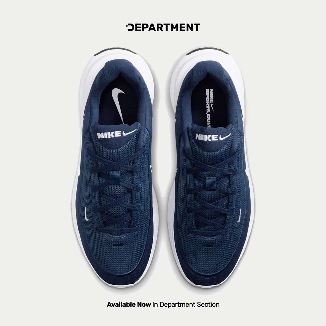 NIKE UPLIFT SC