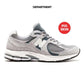 NEW BALANCE 2002R