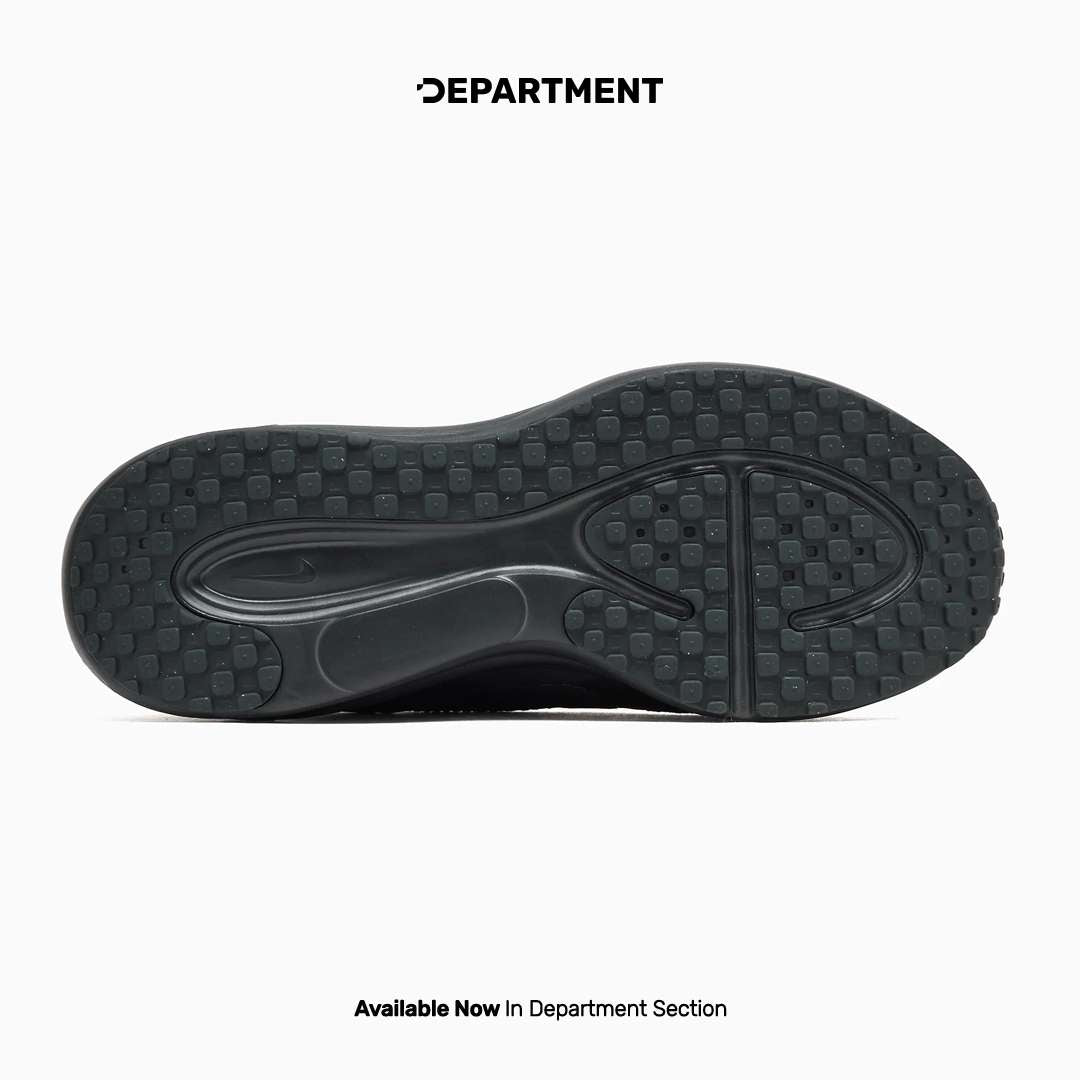 NIKE REVOLUTION 8 EASYON