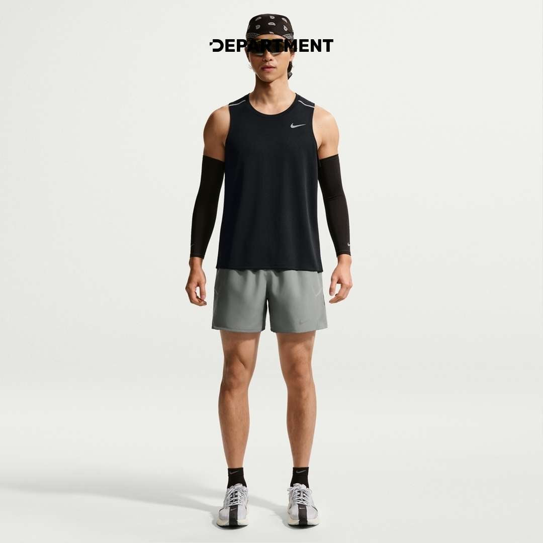 NIKE DRI-FIT MILER