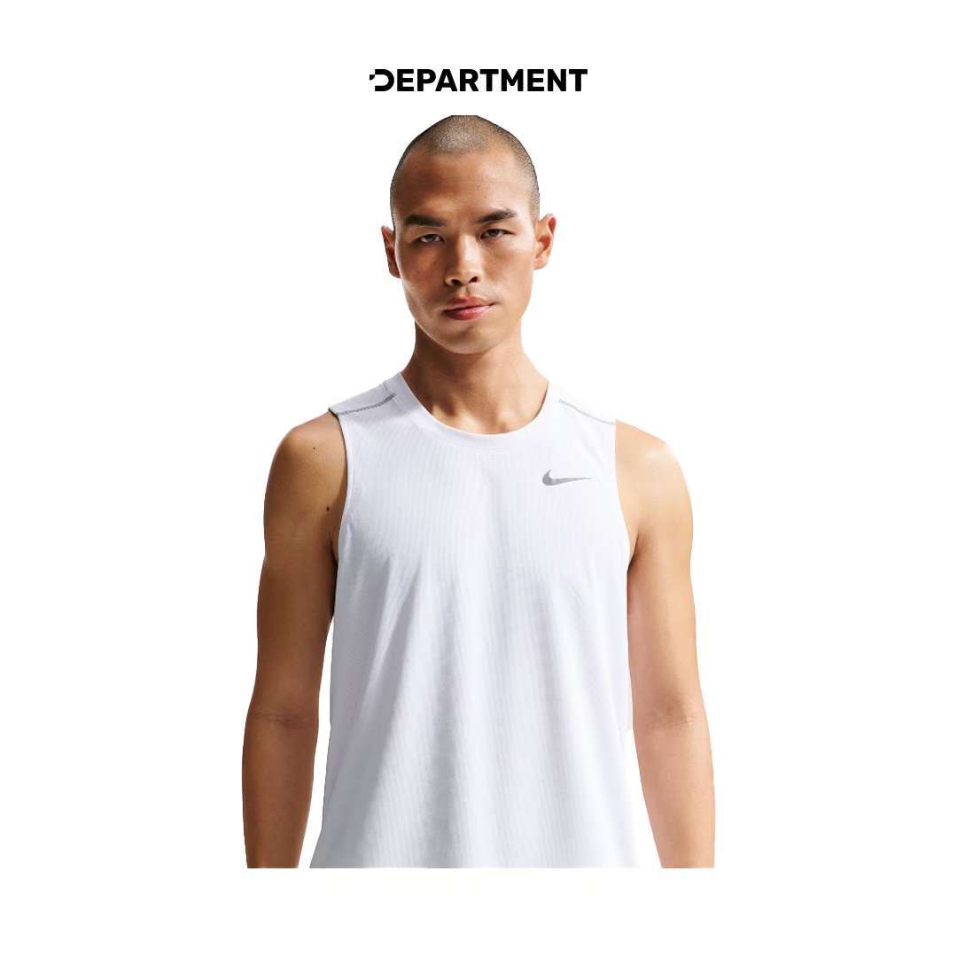 NIKE DRI-FIT MILER
