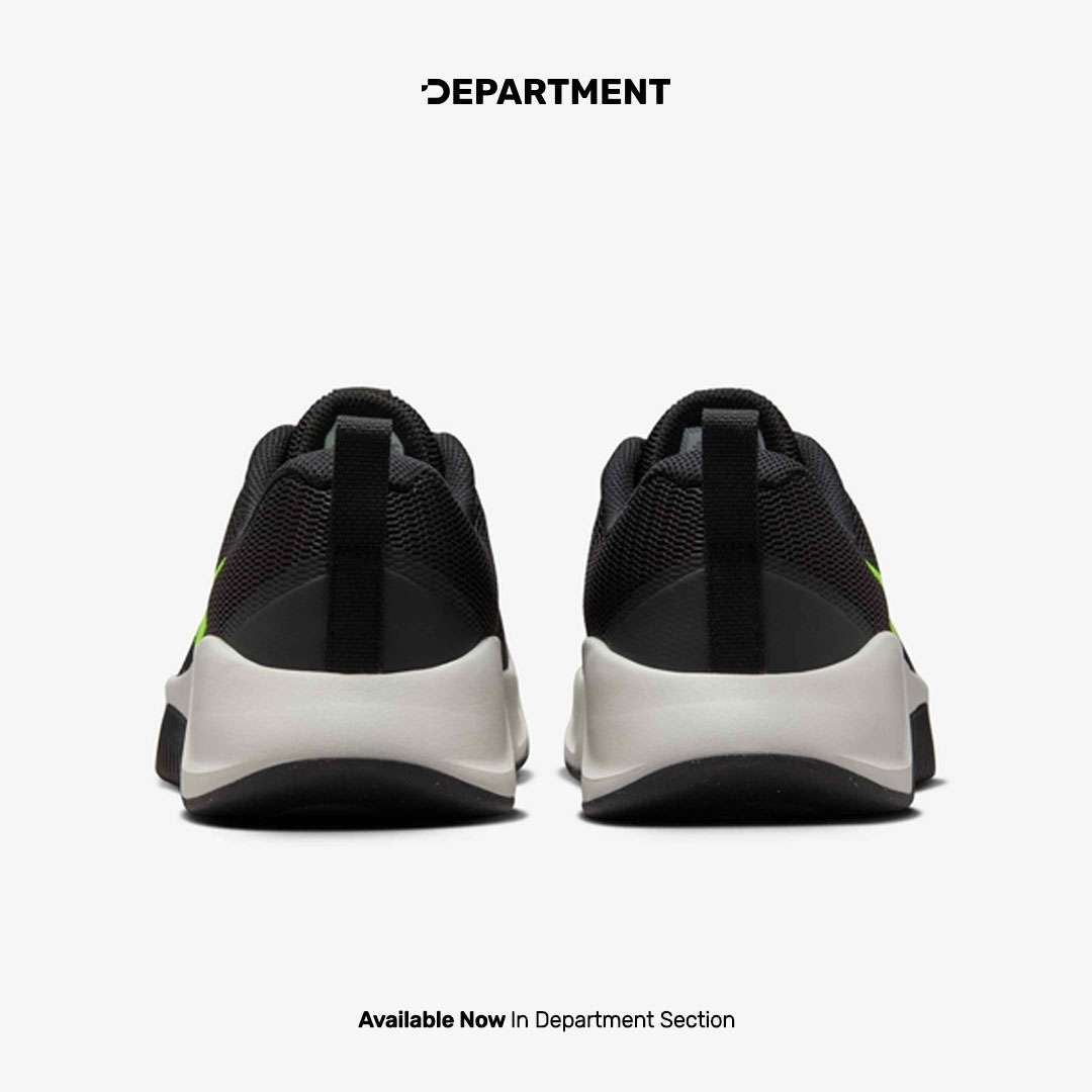 NIKE MC TRAINER 3
