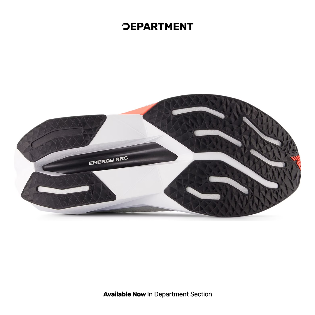 NEW BALANCE FUELCELL SUPERCOMP TRAINER V3