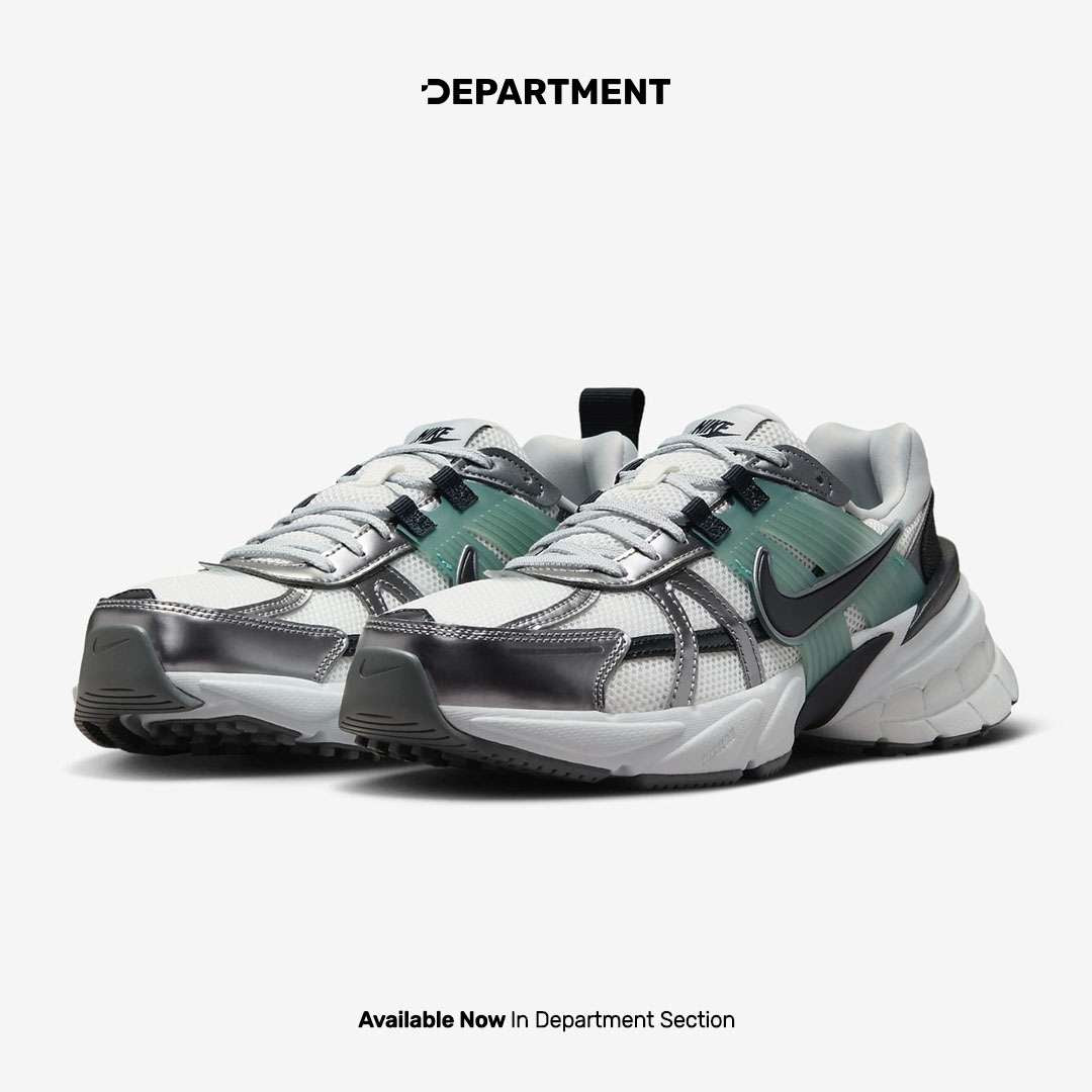 NIKE WMNS V2K RUN