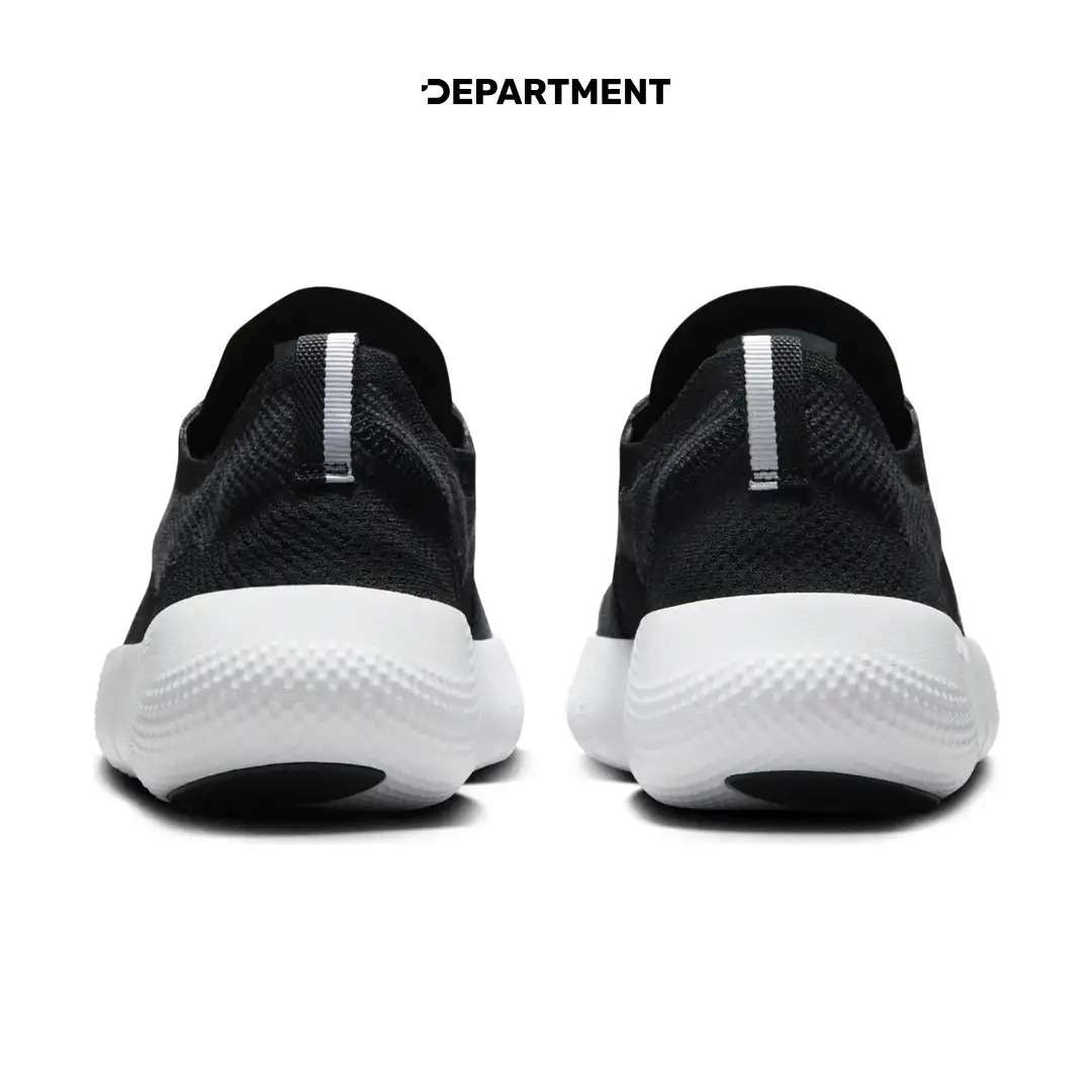 NIKE FREE 2025