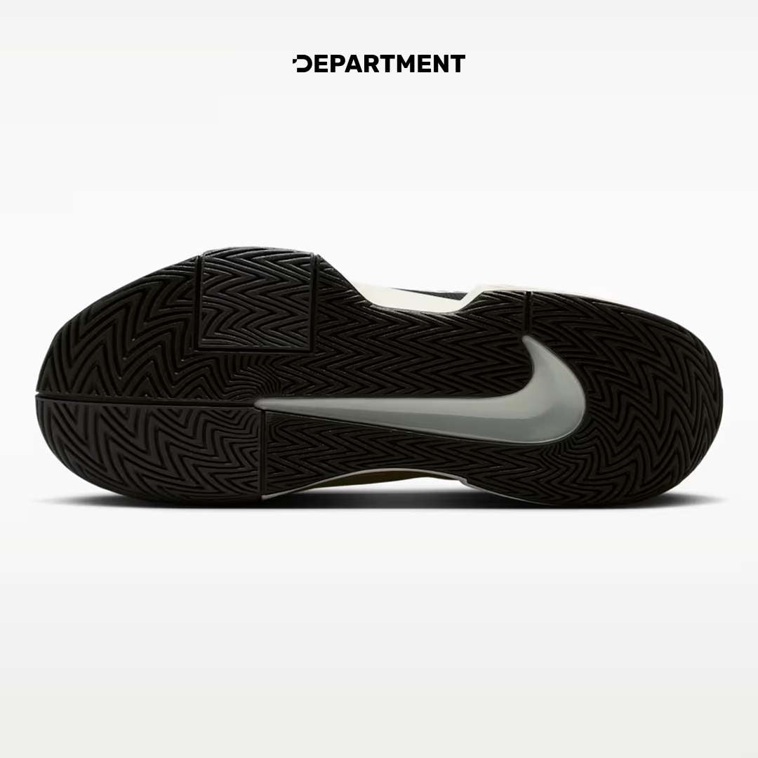 NIKE ZOOM GP CHALLENGE PRO HC PREMIUM