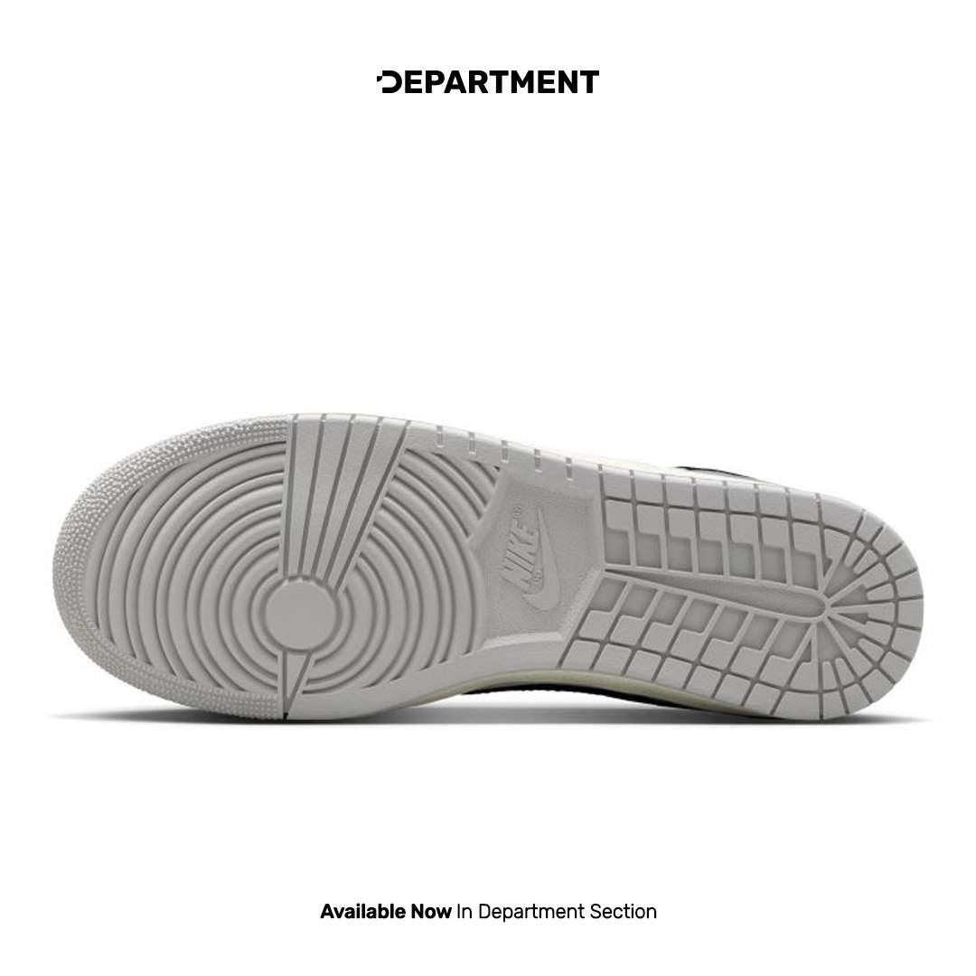 NIKE AIR JORDAN SKYLINE LOW