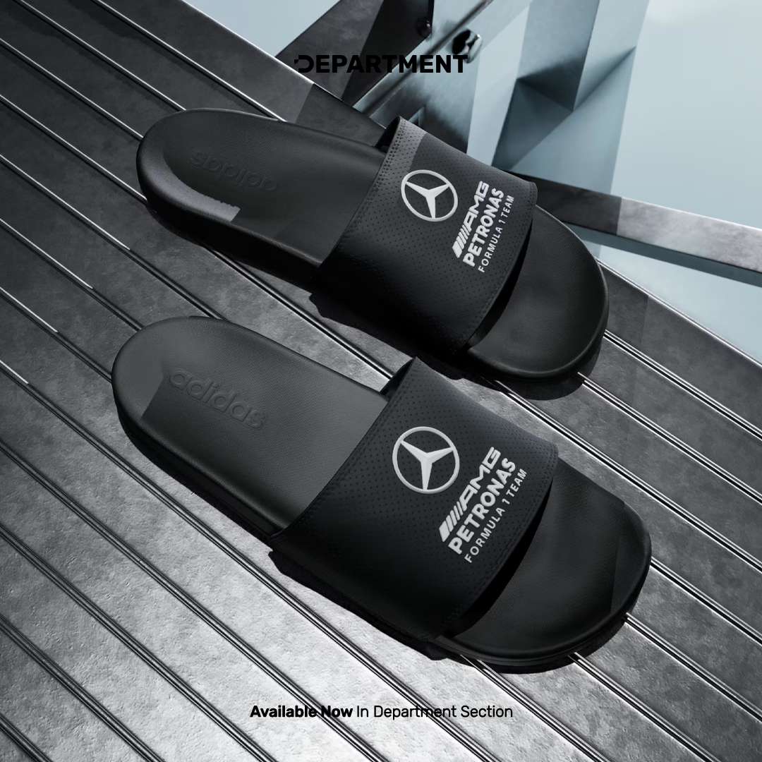ADIDAS ADILETTE COMFORT X MERCEDES - AMG PETRONAS F1 TEAM