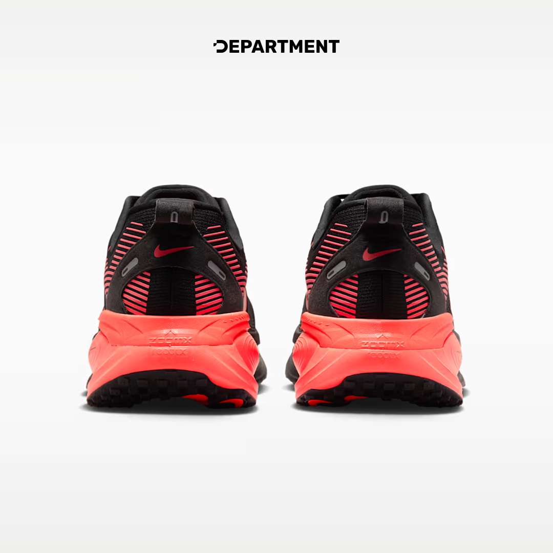 NIKE VOMERO 18
