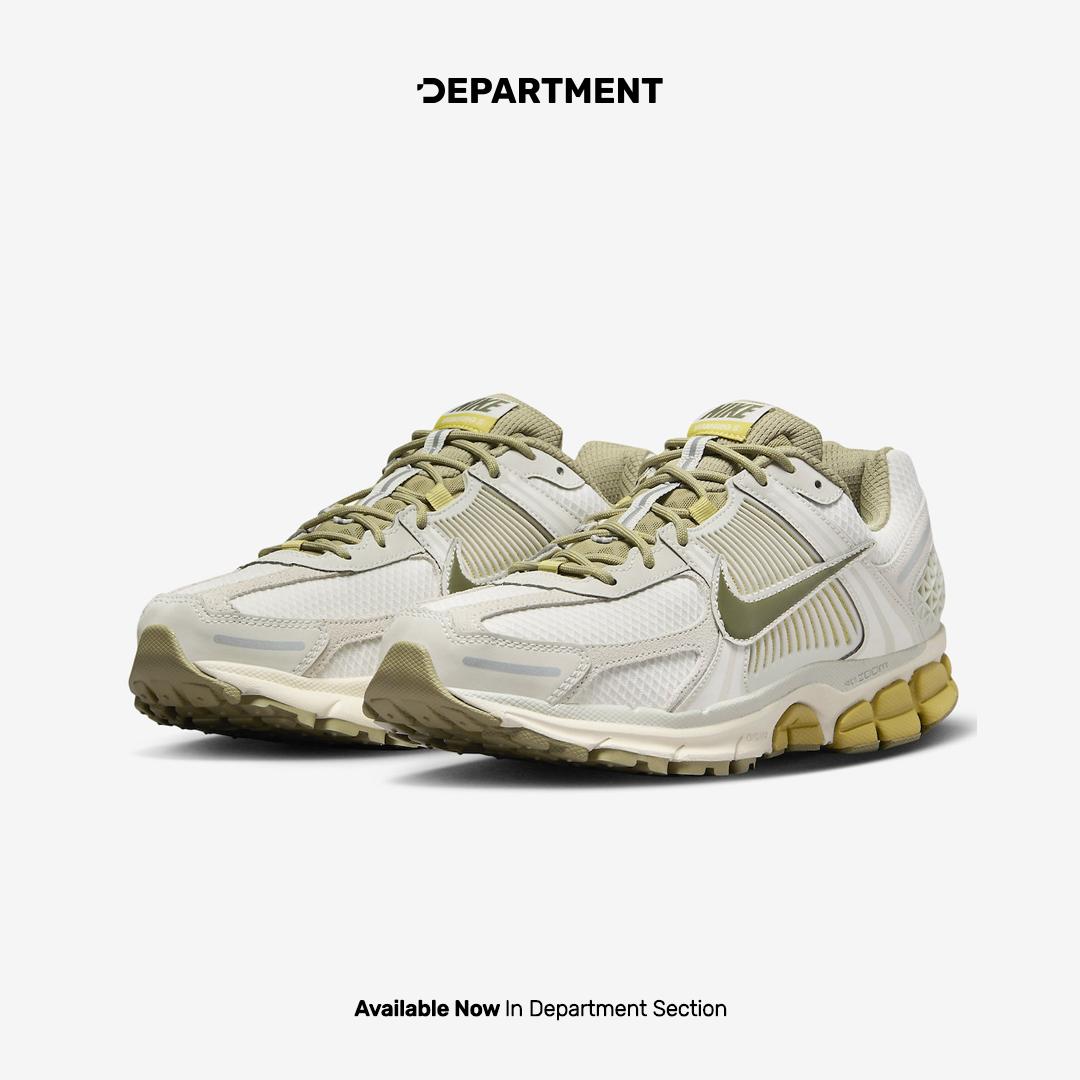 NIKE ZOOM VOMERO 5 SP