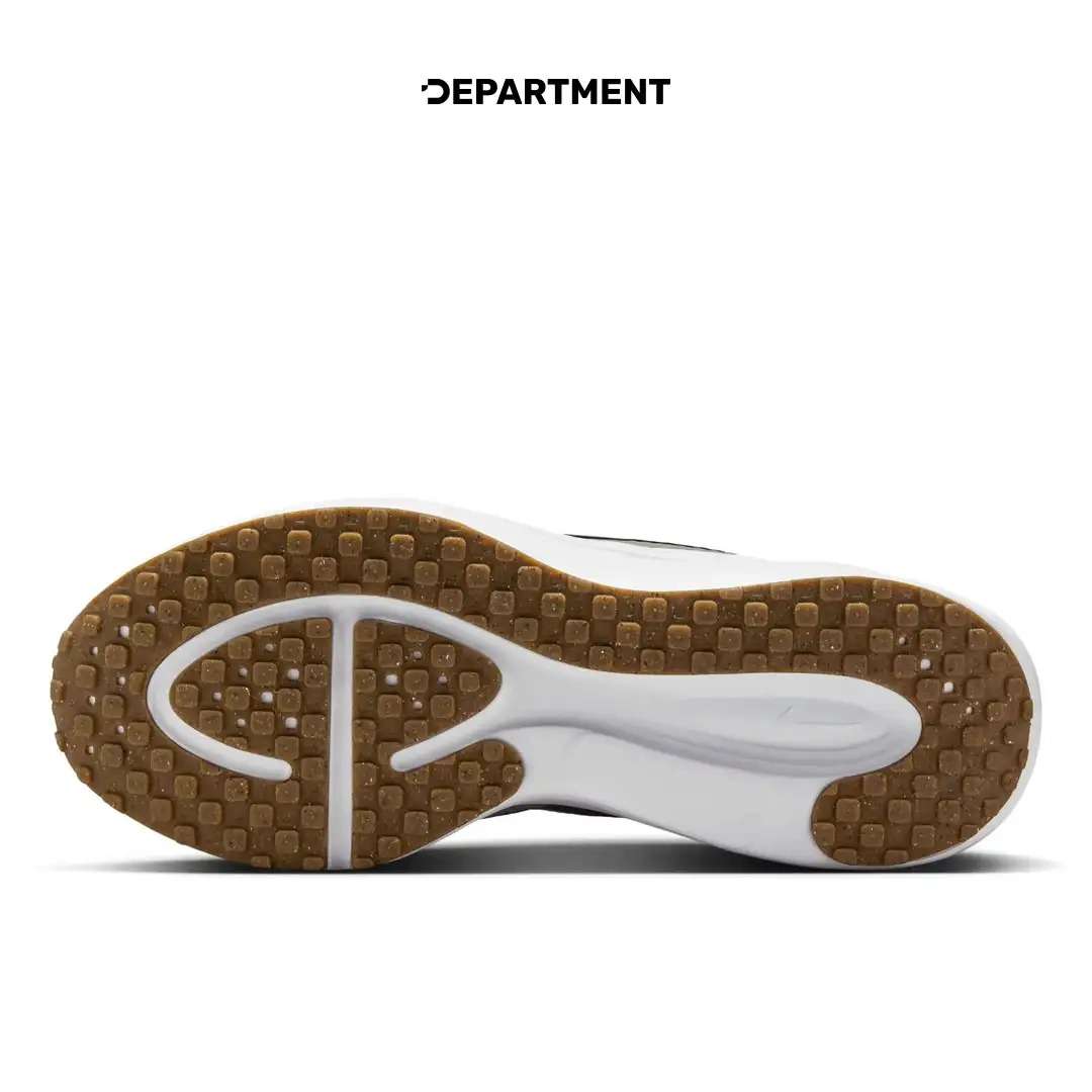NIKE REVOLUTION 8 WIDE