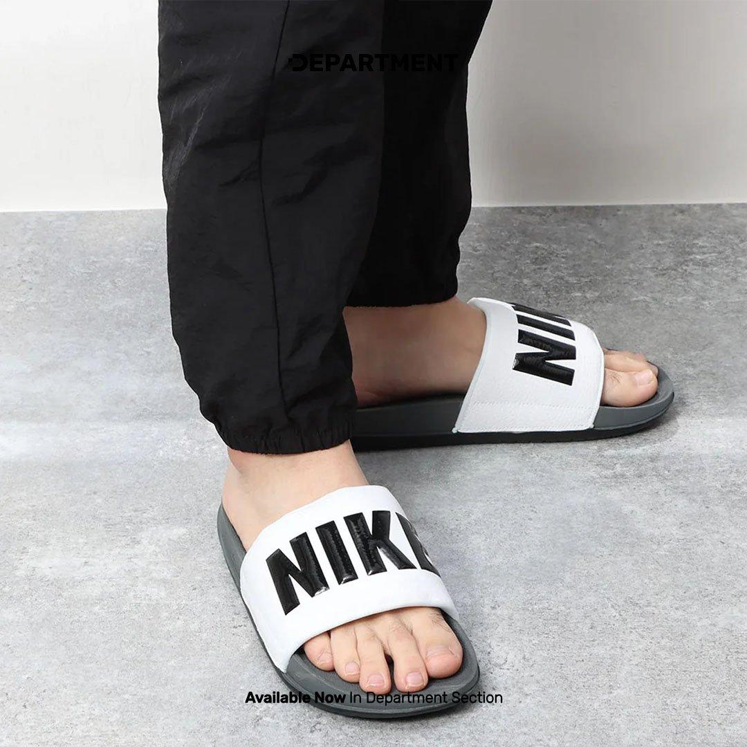NIKE OFFCOURT SLIDE