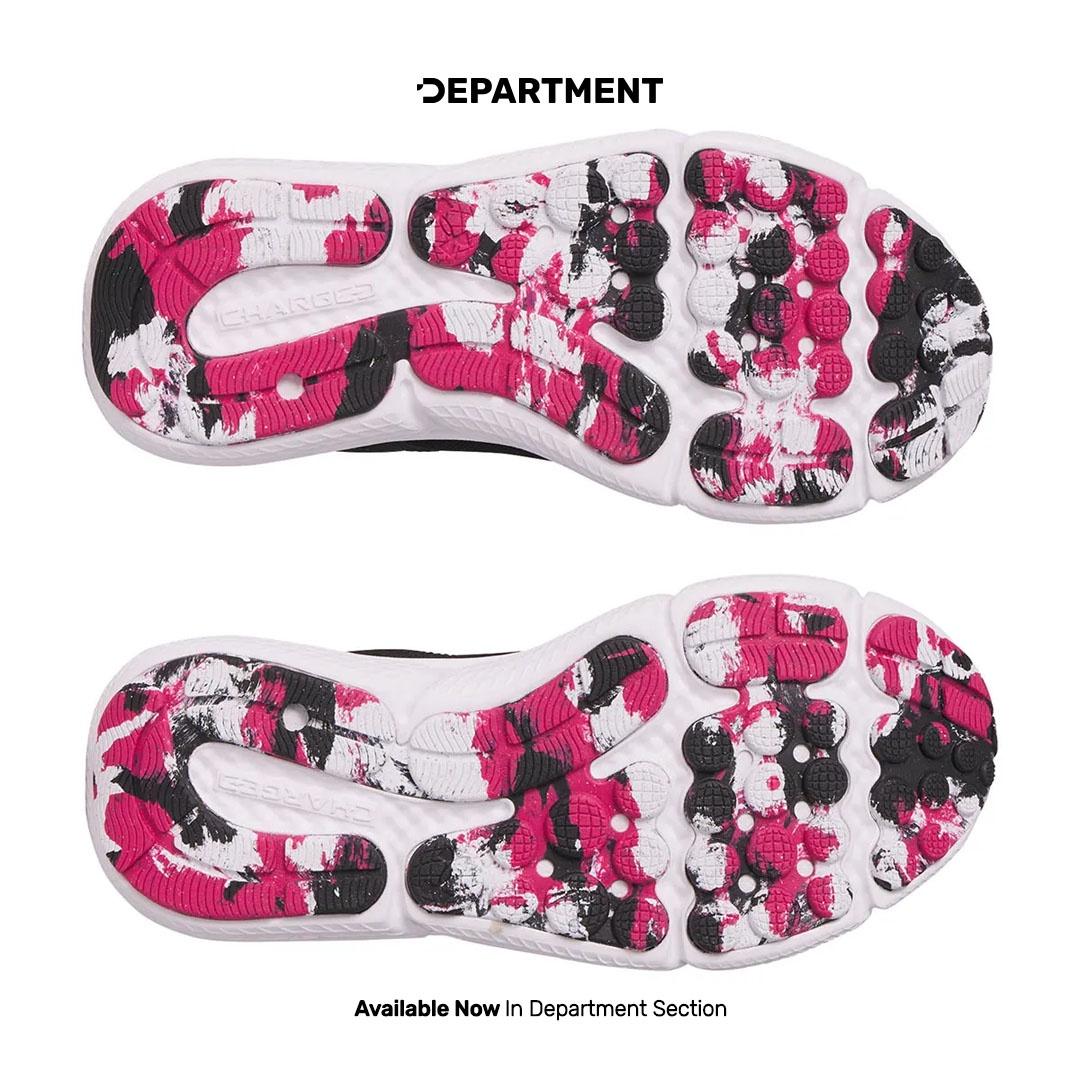 UNDER ARMOUR W CHARGED ASSERT 10 Department