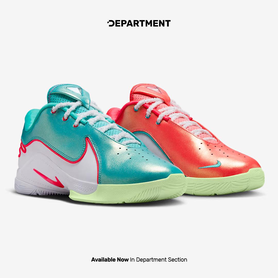 NIKE LEBRON XXII CHRISTMAS EP "LIMELIGHT"