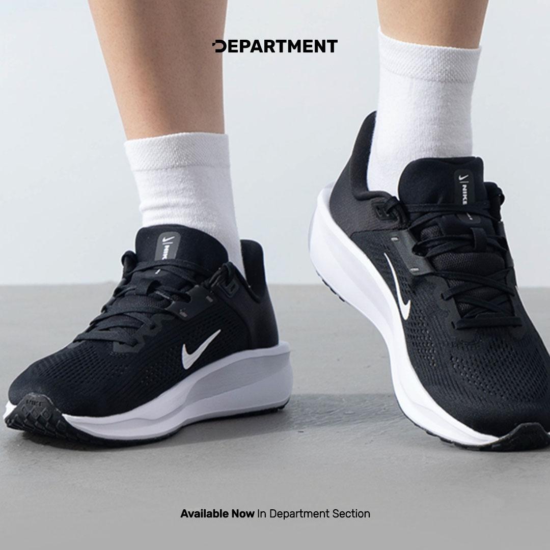 NIKE QUEST 6