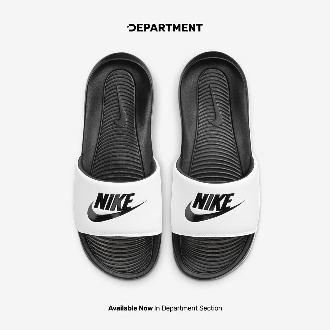 NIKE VICTORI ONE SLIDE Department