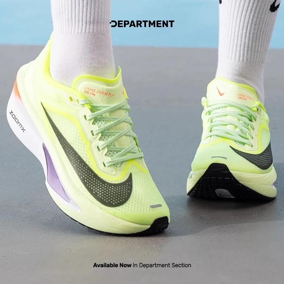 NIKE ZOOM FLY 6