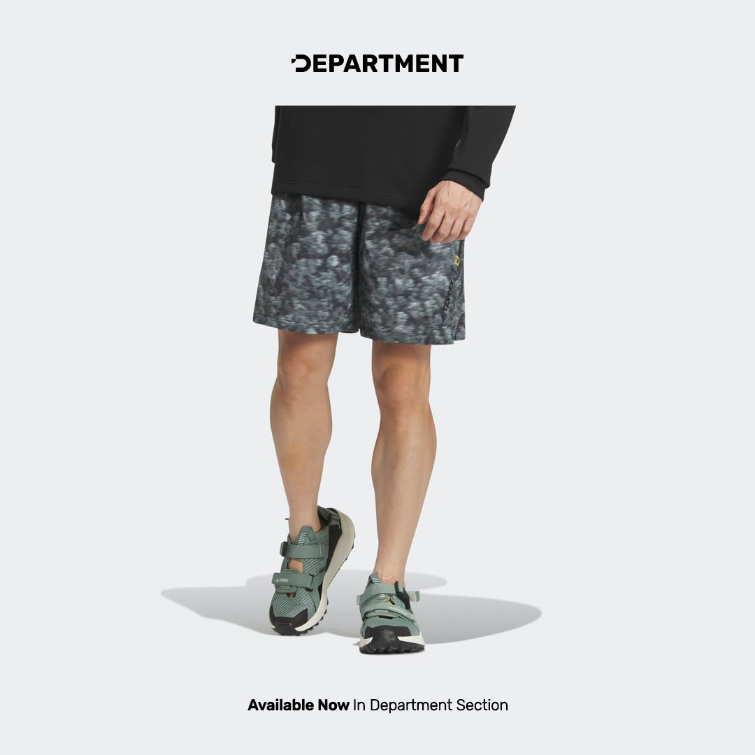 ADIDAS NATIONAL GEOGRAPHIC AEROREADY ALLOVER PRINT
