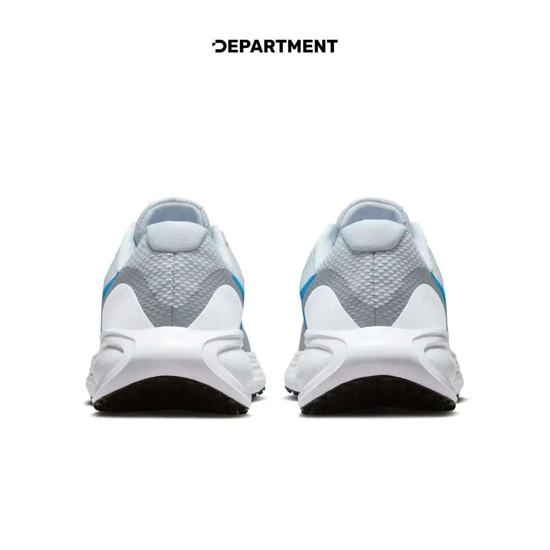 NIKE REVOLUTION 8