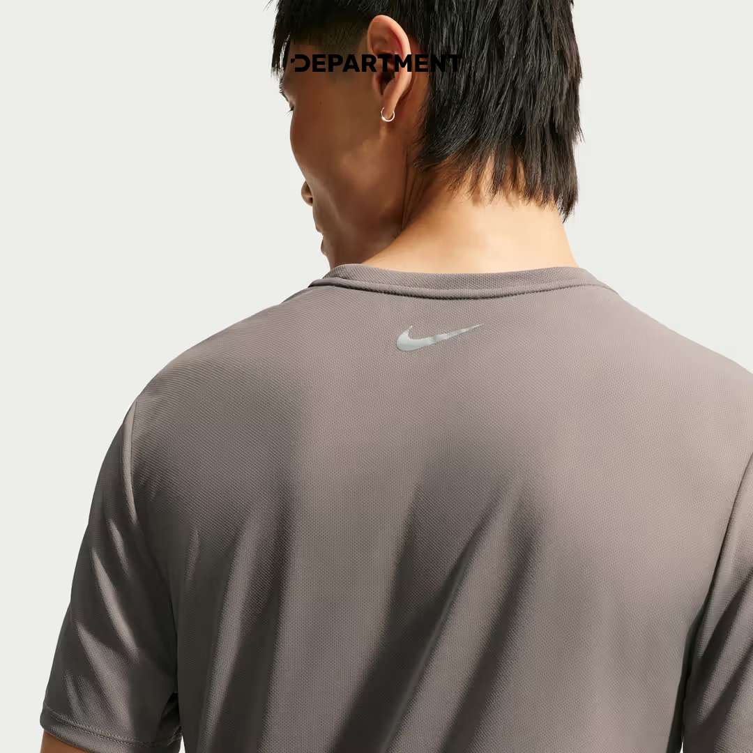 NIKE DRI-FIT MILER UV-PROTECTION