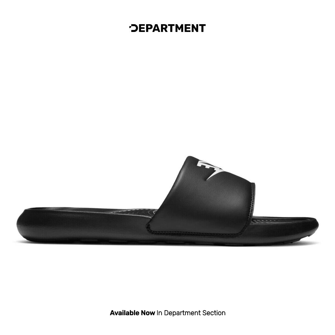 NIKE VICTORI ONE SLIDE