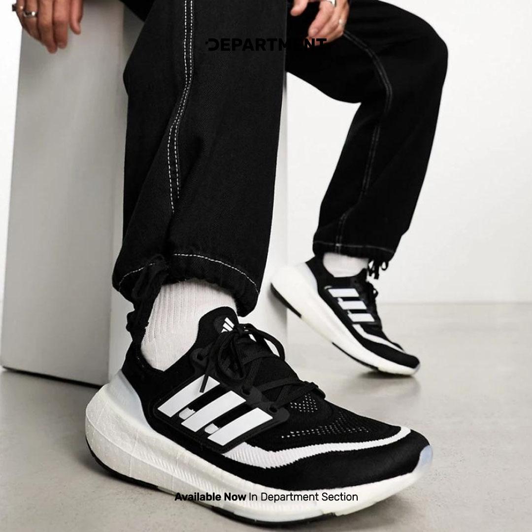 ADIDAS ULTRABOOST LIGHT