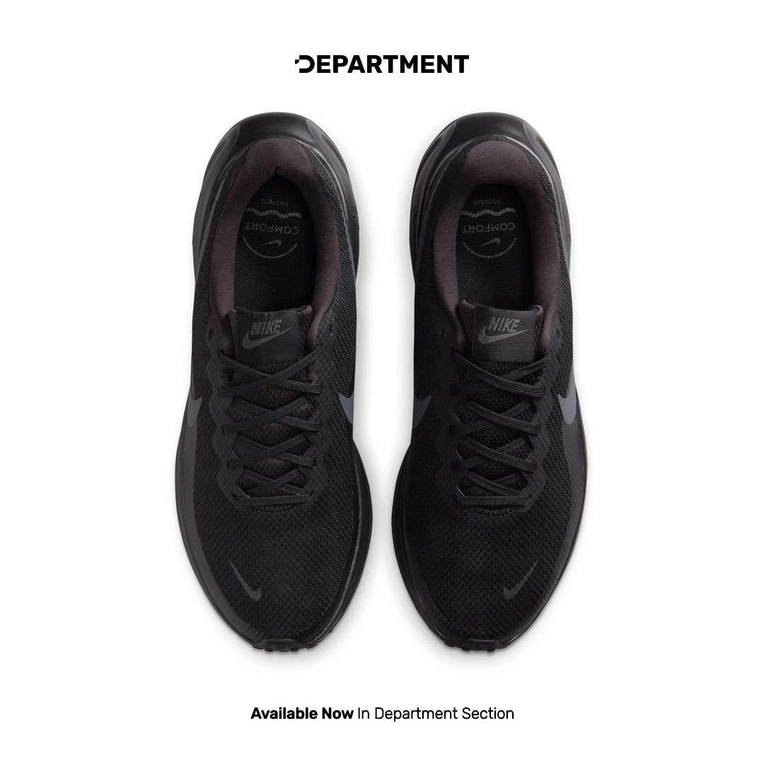 NIKE REVOLUTION 8