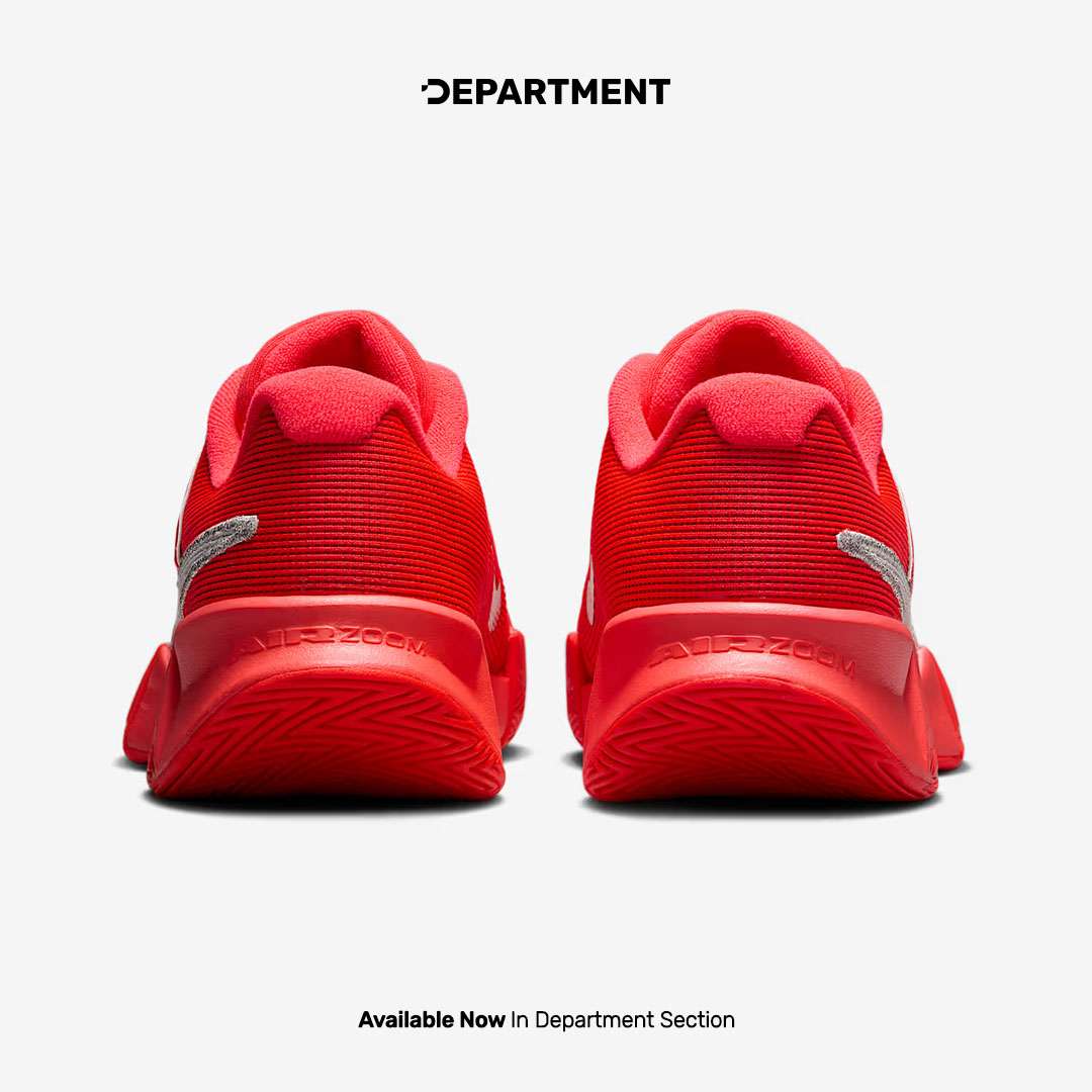 NIKE WMNS ZOOM GP CHALLENGE PRO PRM HC