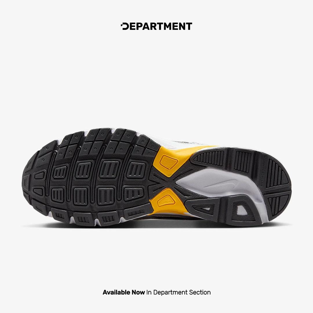 NIKE INITIATOR