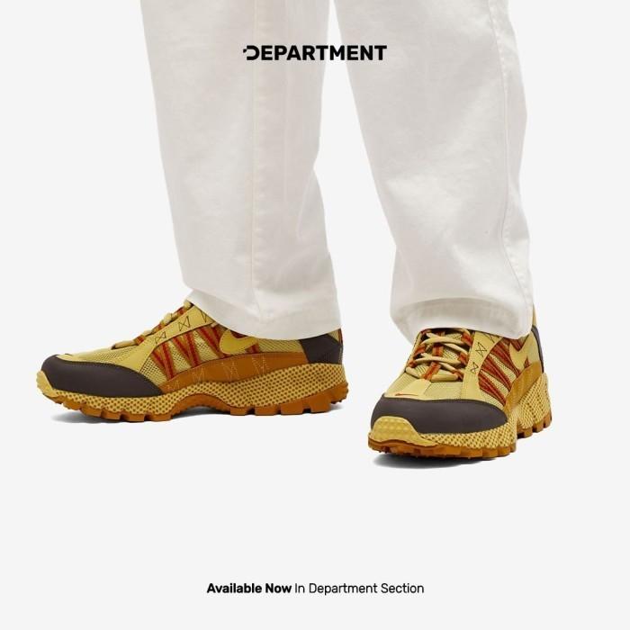 NIKE AIR HUMARA QS 'BUFF GOLD'