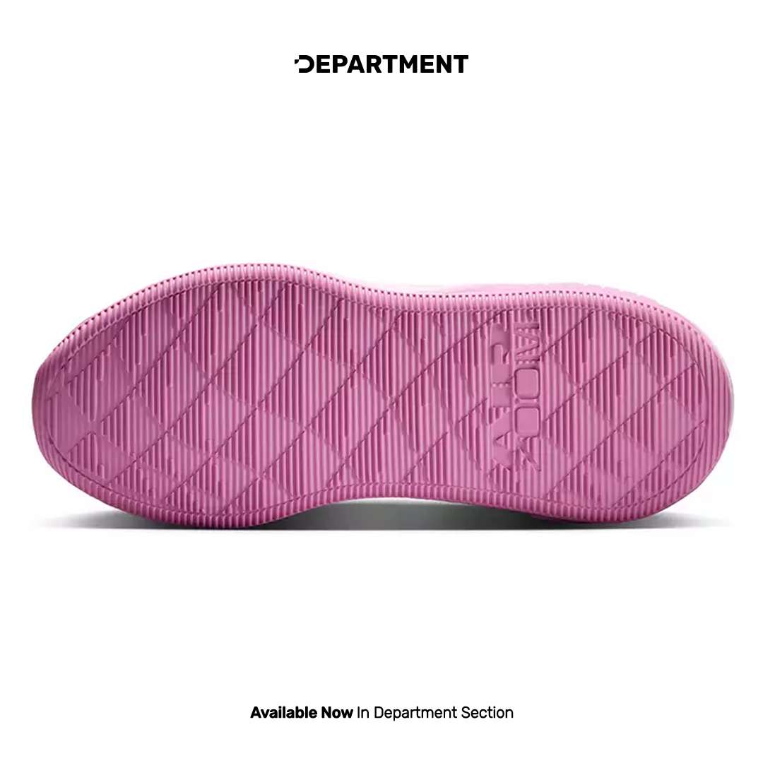 NIKE W BELLA 7